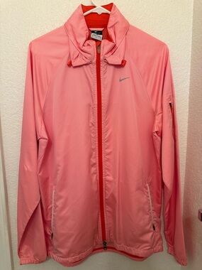 Nike Pink Full-Zip Men’s wind & racket light Jacket